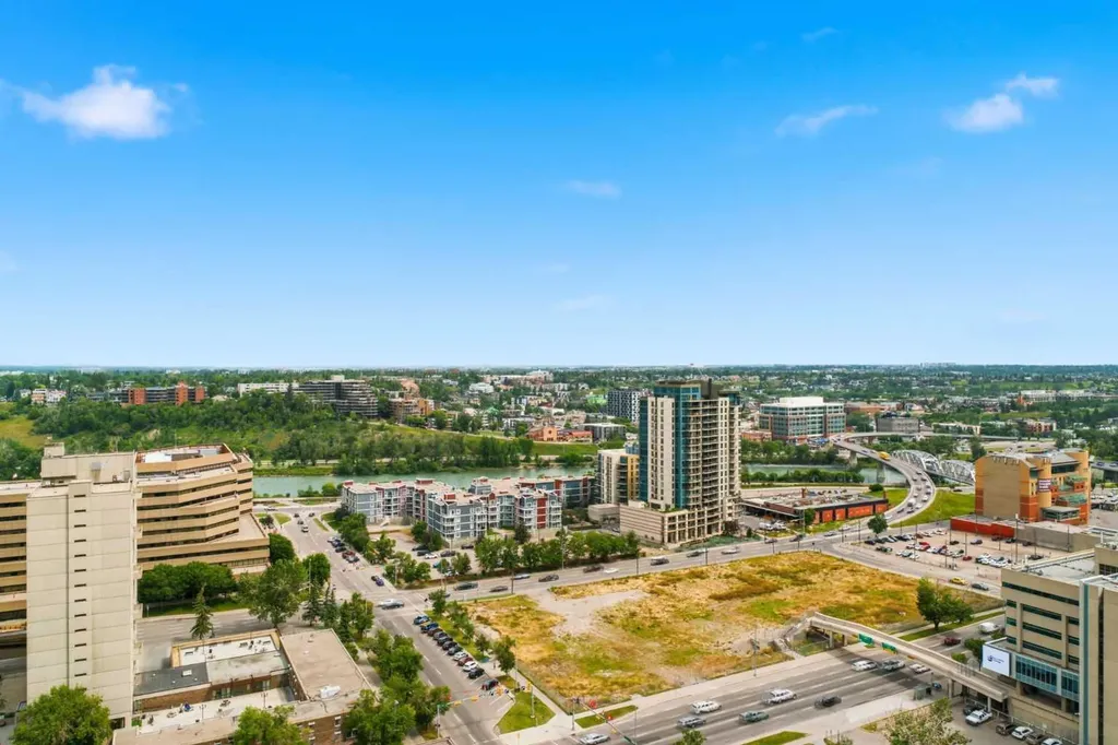221 6 Avenue SE Calgary AB T2G 4Z9