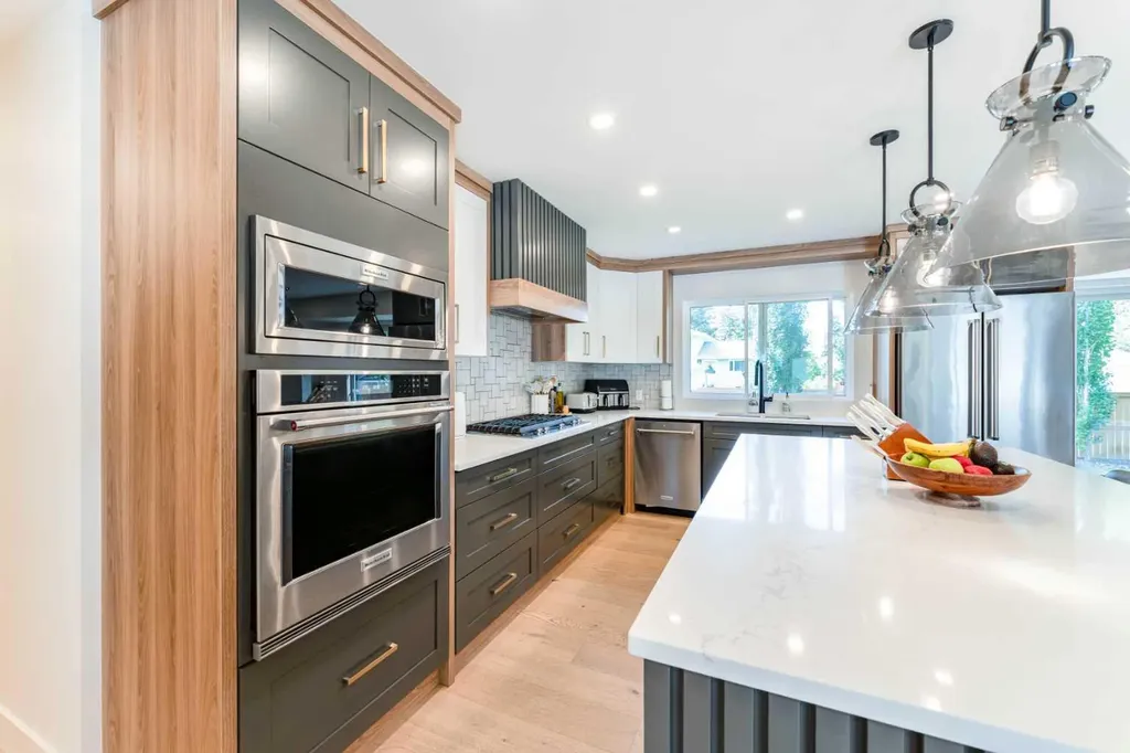 651 Willingdon Boulevard SE Calgary AB T2J 2B3