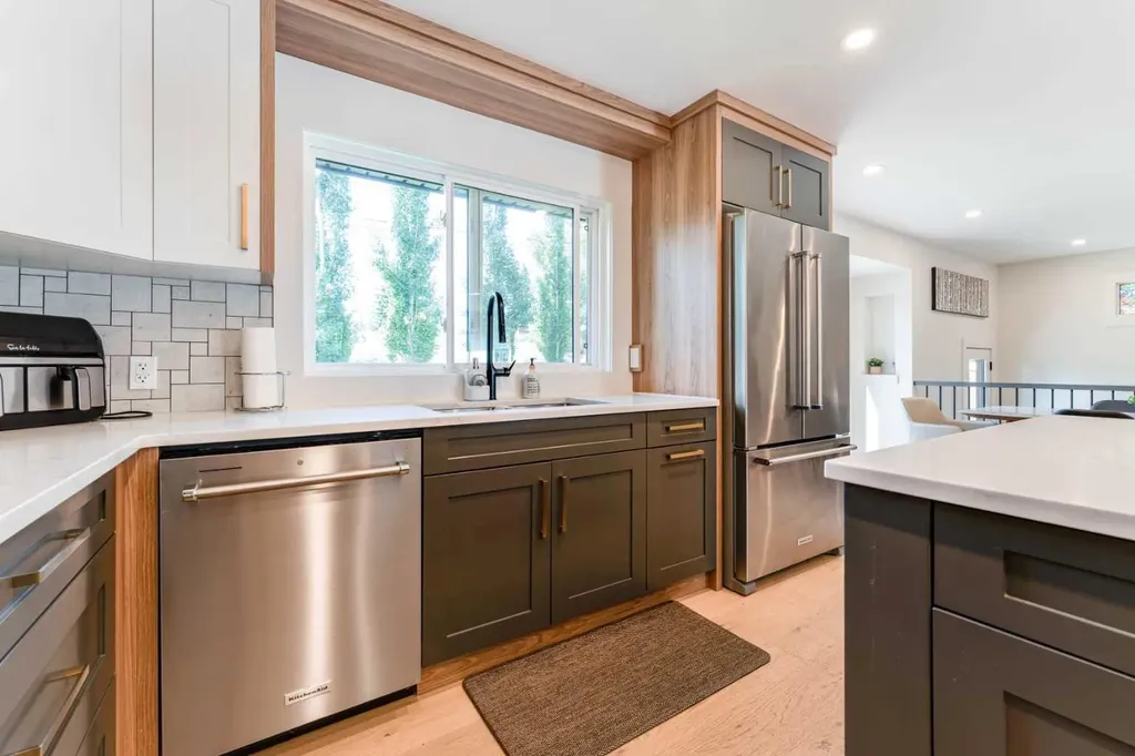 651 Willingdon Boulevard SE Calgary AB T2J 2B3