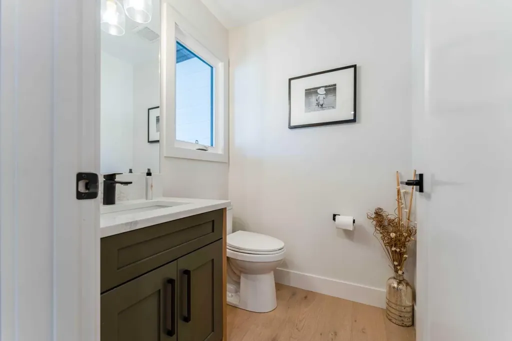 651 Willingdon Boulevard SE Calgary AB T2J 2B3