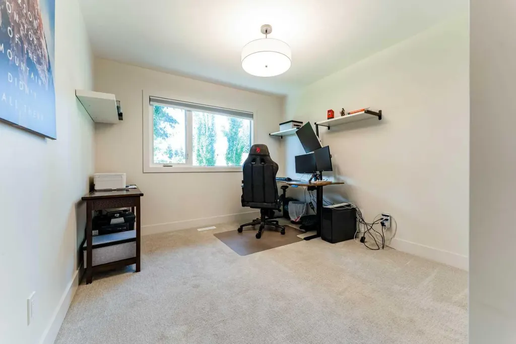 651 Willingdon Boulevard SE Calgary AB T2J 2B3
