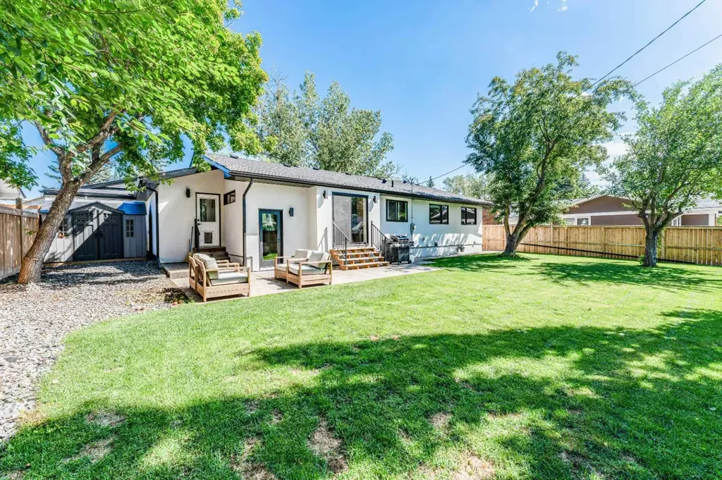 651 Willingdon Boulevard SE Calgary AB T2J 2B3