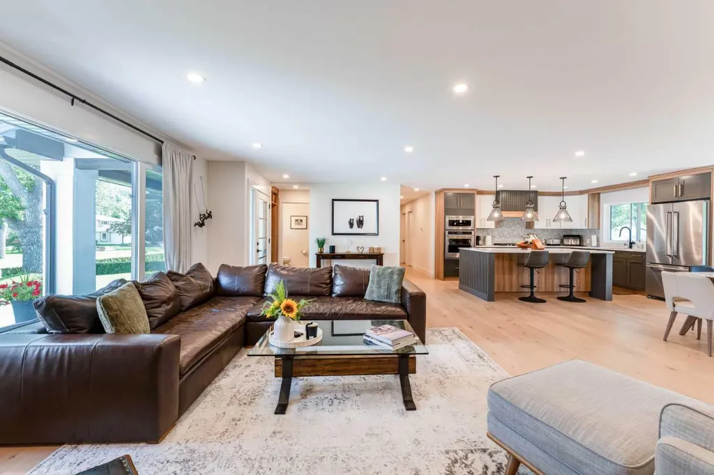651 Willingdon Boulevard SE Calgary AB T2J 2B3