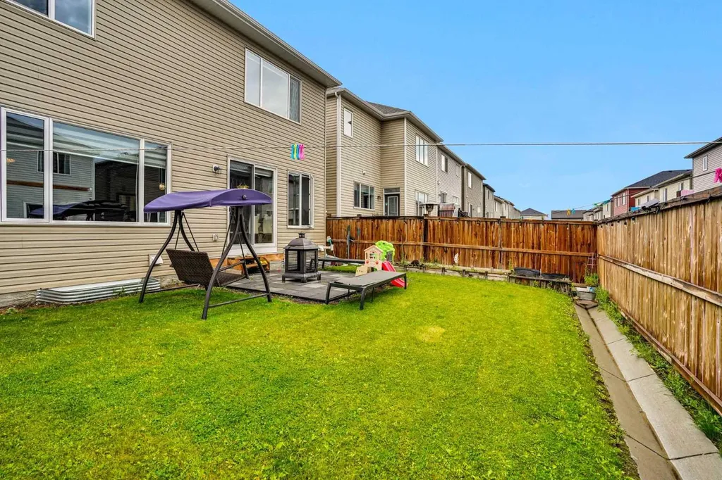 50 Cityside Terrace NE Calgary AB T3N 1E2