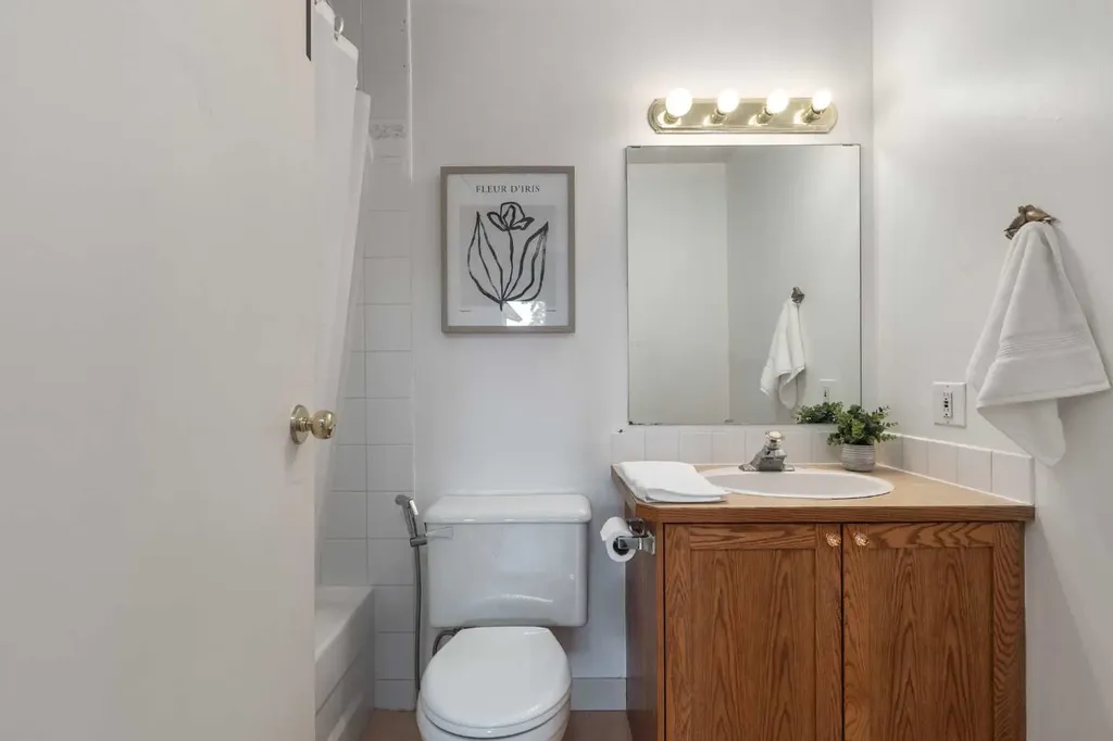 550 Westwood Drive SW Calgary AB T3C3T9