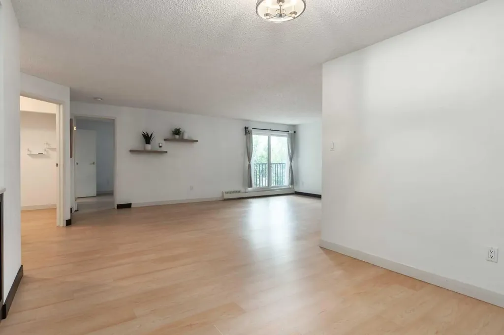 550 Westwood Drive SW Calgary AB T3C3T9