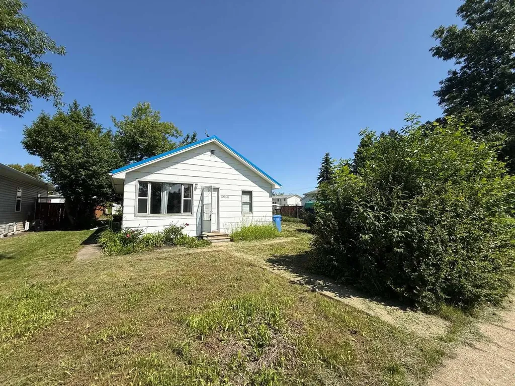 10816 107 Avenue Fairview AB T0H 1L0