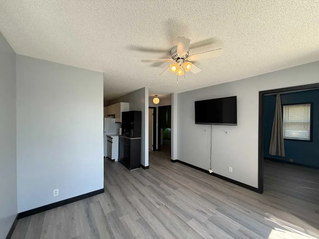 10816 107 Avenue Fairview AB T0H 1L0