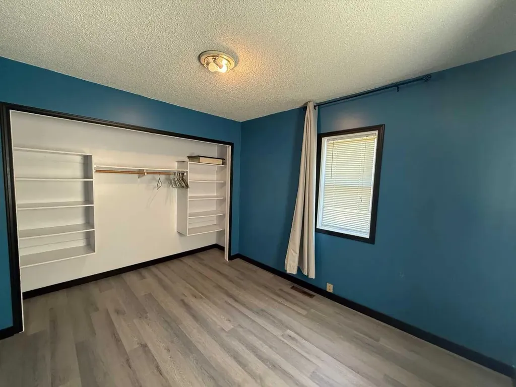 10816 107 Avenue Fairview AB T0H 1L0