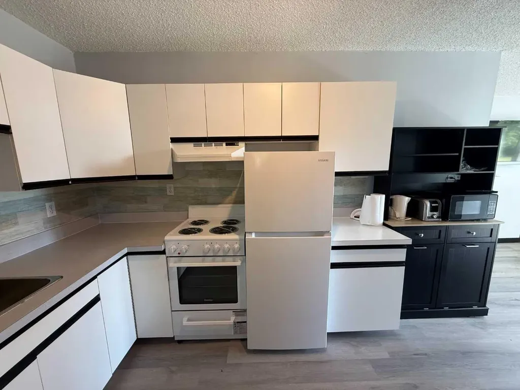 10816 107 Avenue Fairview AB T0H 1L0
