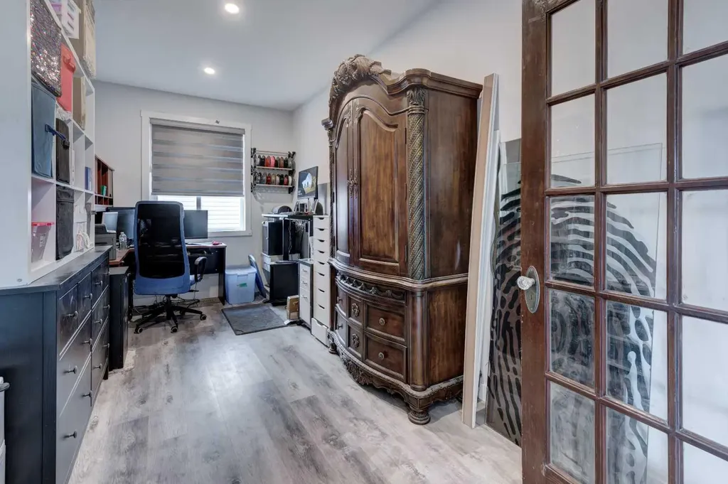 768 Edgefield Crescent Strathmore AB T1P 0H5