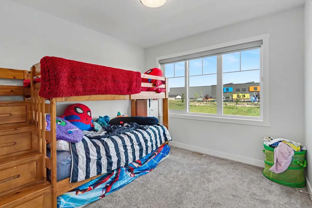 768 Edgefield Crescent Strathmore AB T1P 0H5
