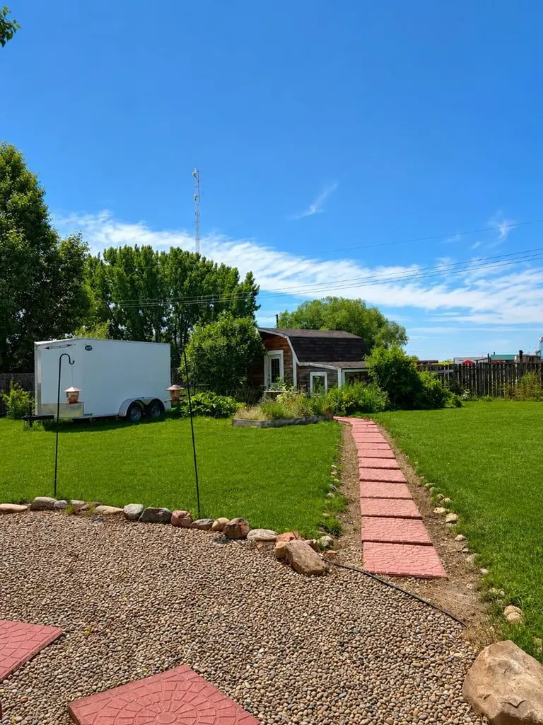 4439 Park Crescent Coronation AB T0C 1C0