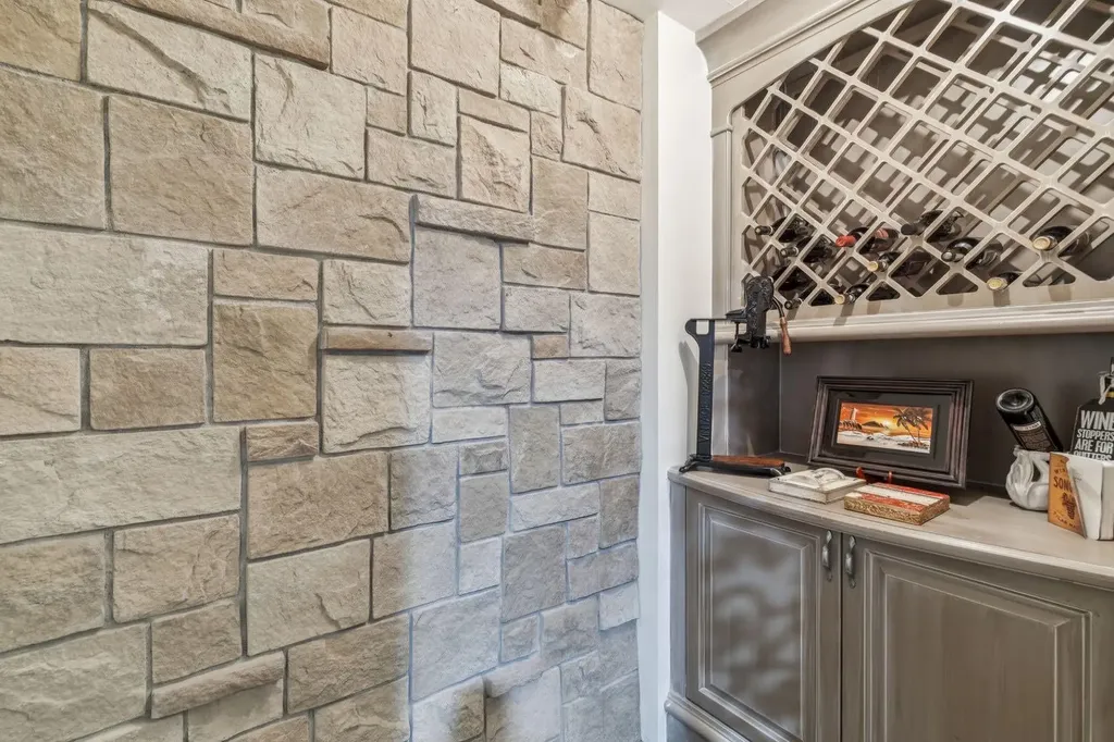 1310 15 Street NW Calgary AB T2N 2B6
