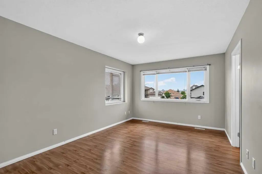 153 Saline Creek Way Fort Mcmurray AB T9K2V5