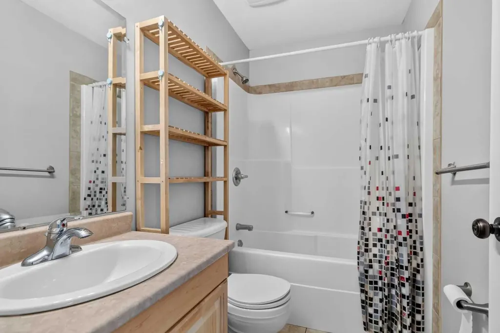 153 Saline Creek Way Fort Mcmurray AB T9K2V5
