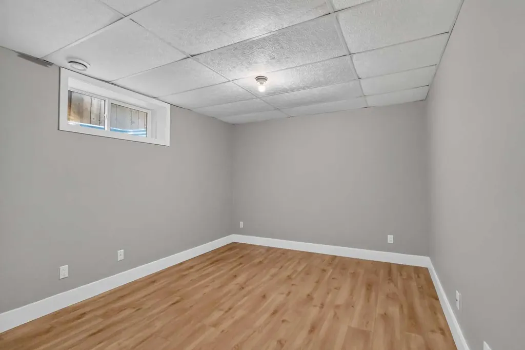 153 Saline Creek Way Fort Mcmurray AB T9K2V5