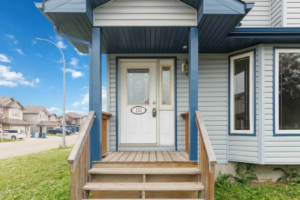 153 Saline Creek Way Fort Mcmurray AB T9K2V5