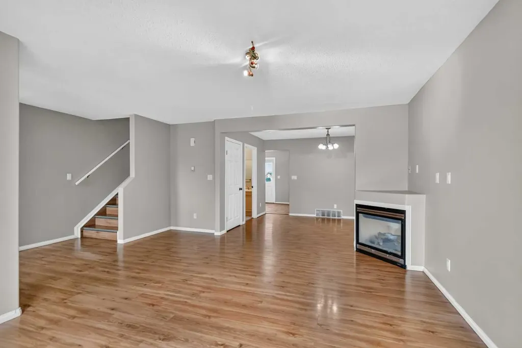 153 Saline Creek Way Fort Mcmurray AB T9K2V5