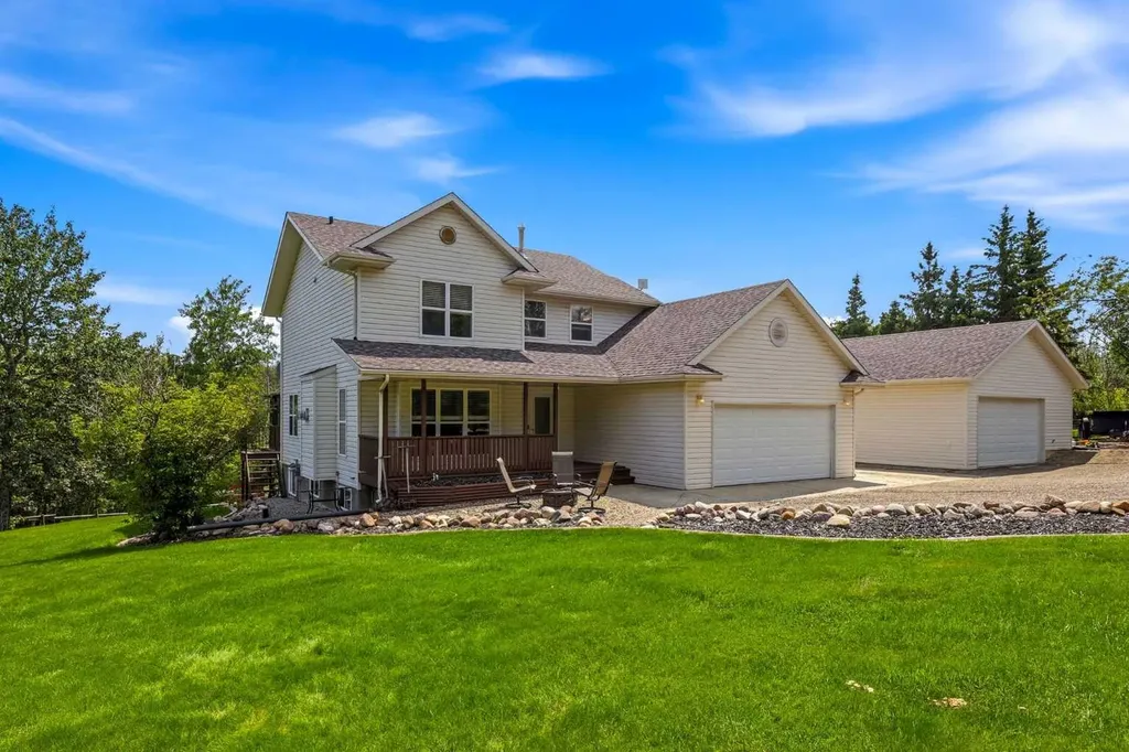 26352A Township Road 382 Rural Red Deer County AB T4E 1G6
