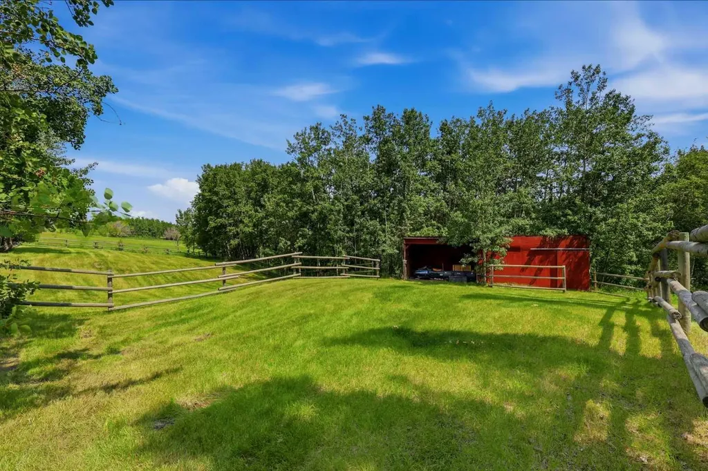 26352A Township Road 382 Rural Red Deer County AB T4E 1G6