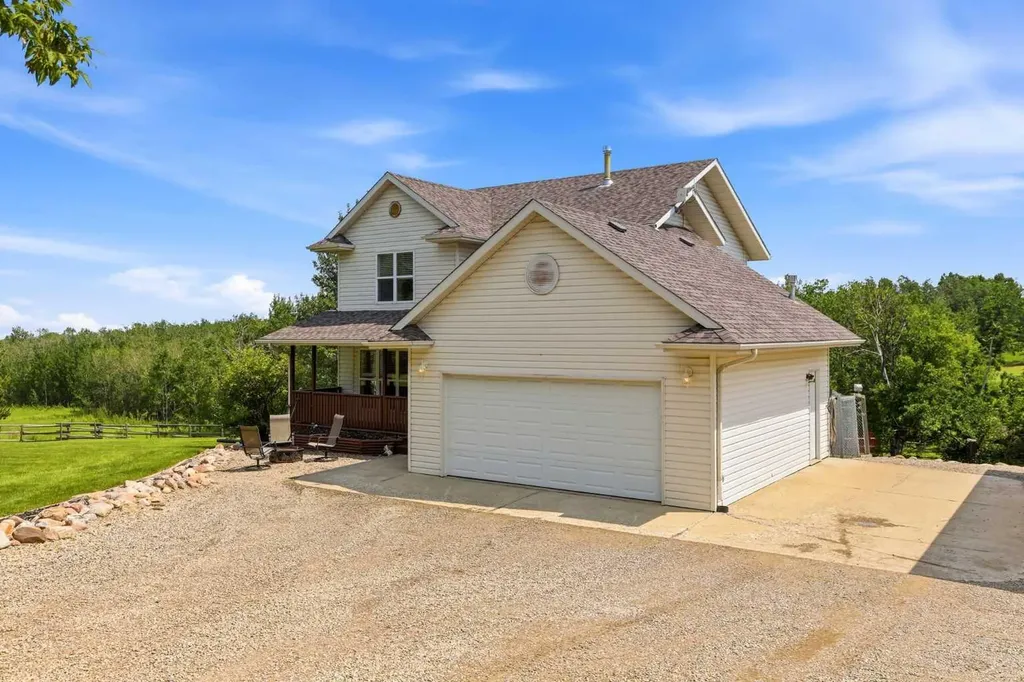 26352A Township Road 382 Rural Red Deer County AB T4E 1G6