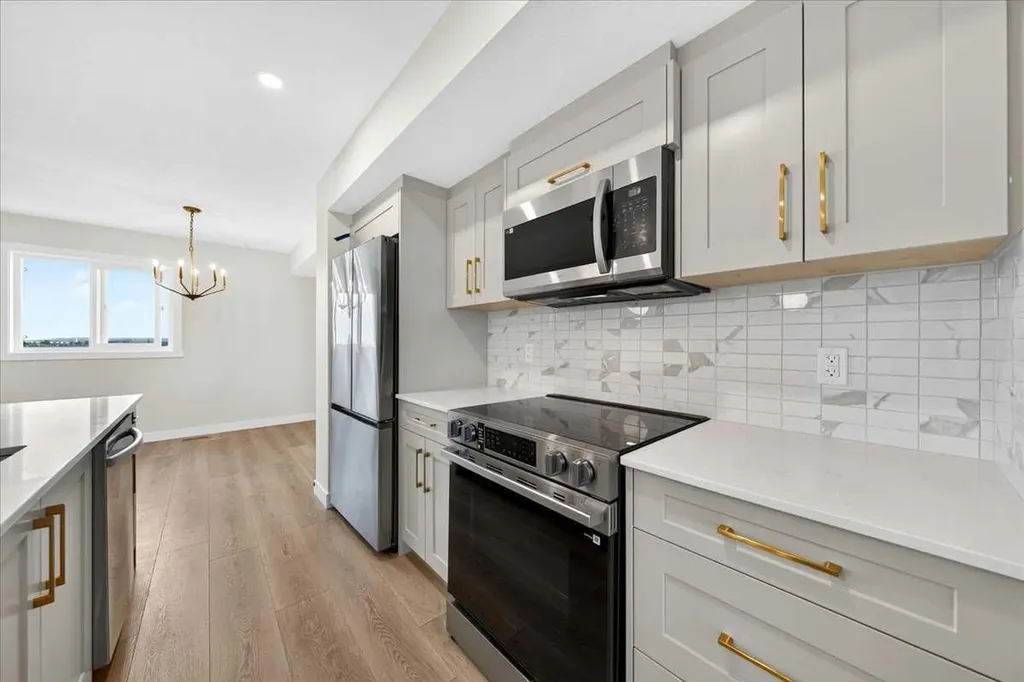 200 Belmont Street SW Calgary AB T2K 6B9