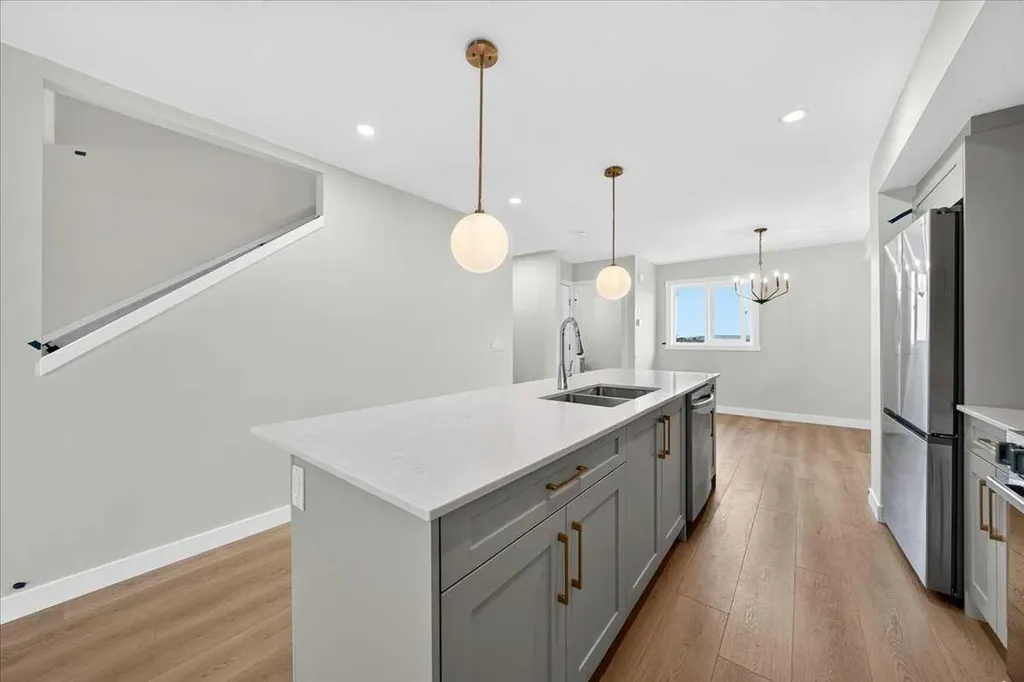 200 Belmont Street SW Calgary AB T2K 6B9
