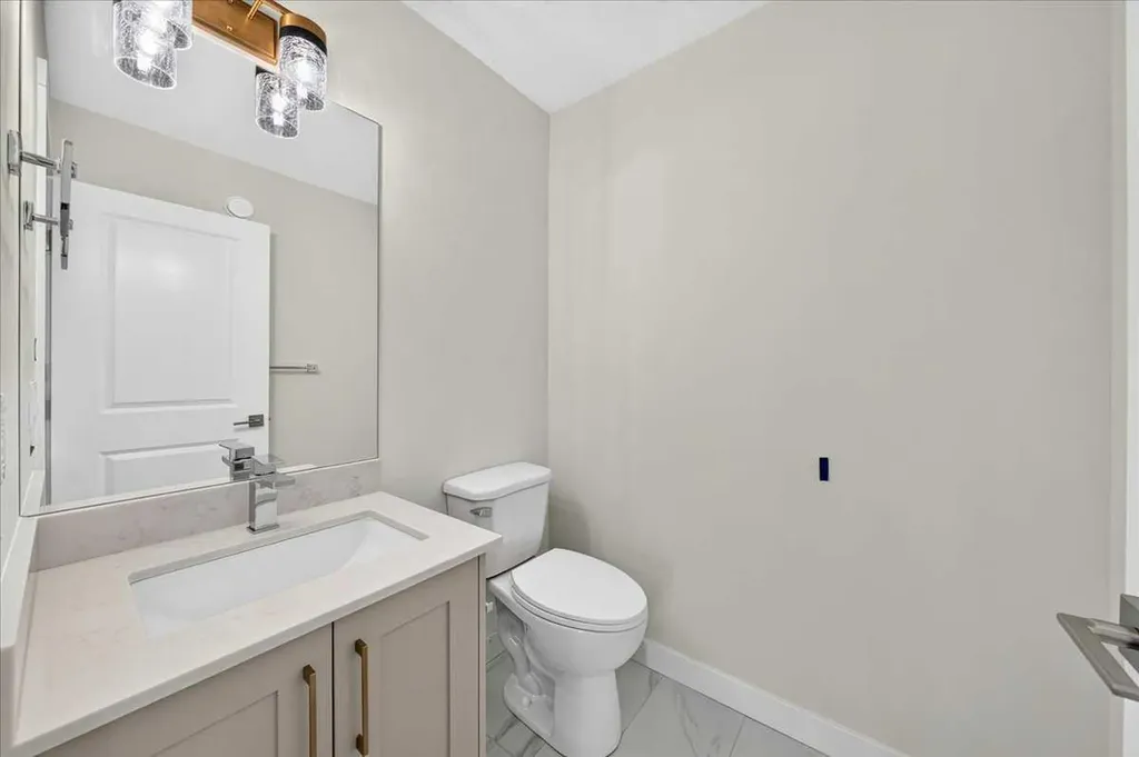 200 Belmont Street SW Calgary AB T2K 6B9