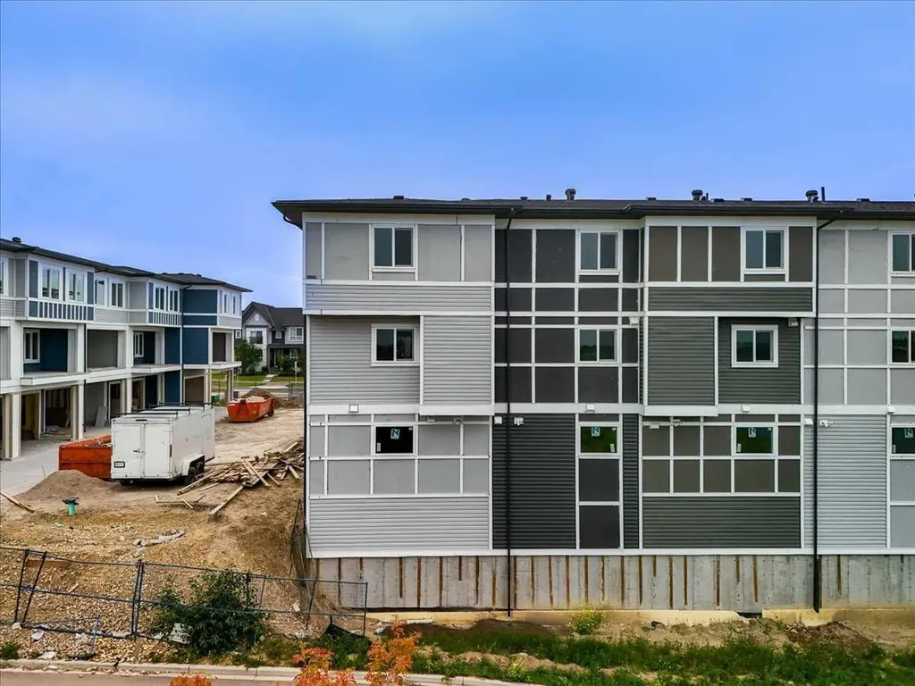 200 Belmont Street SW Calgary AB T2K 6B9