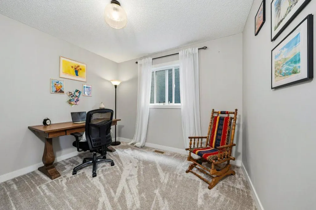 474 Tuscany Ravine Road NW Calgary AB T3L 3B2
