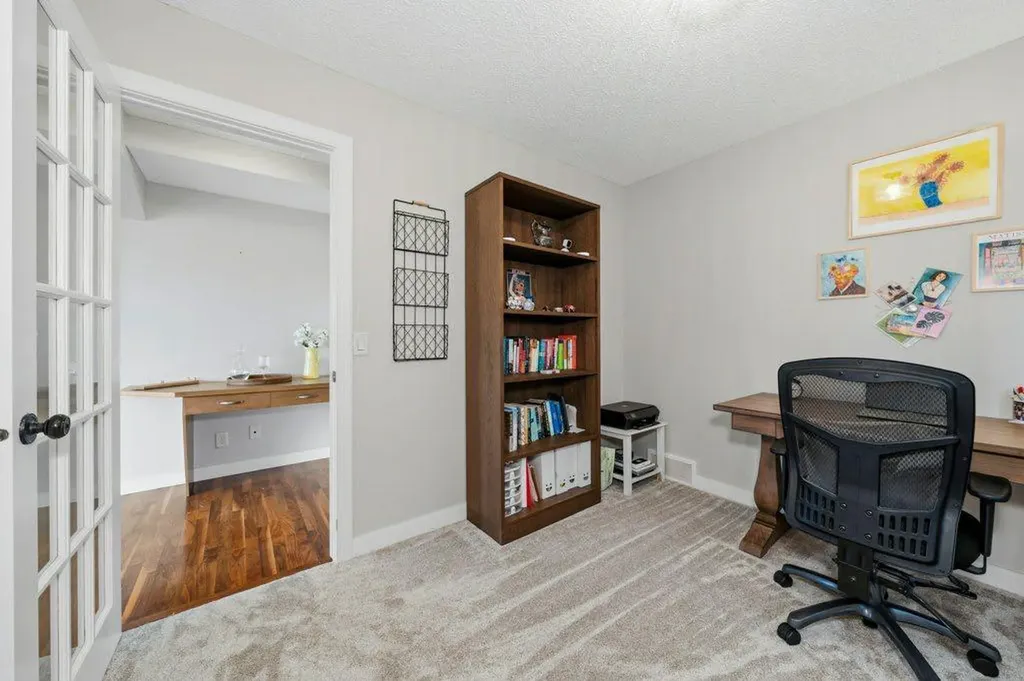474 Tuscany Ravine Road NW Calgary AB T3L 3B2