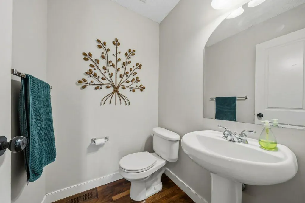 474 Tuscany Ravine Road NW Calgary AB T3L 3B2