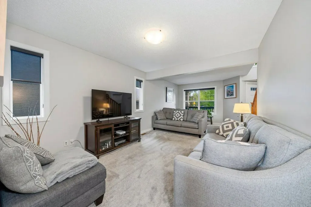 474 Tuscany Ravine Road NW Calgary AB T3L 3B2