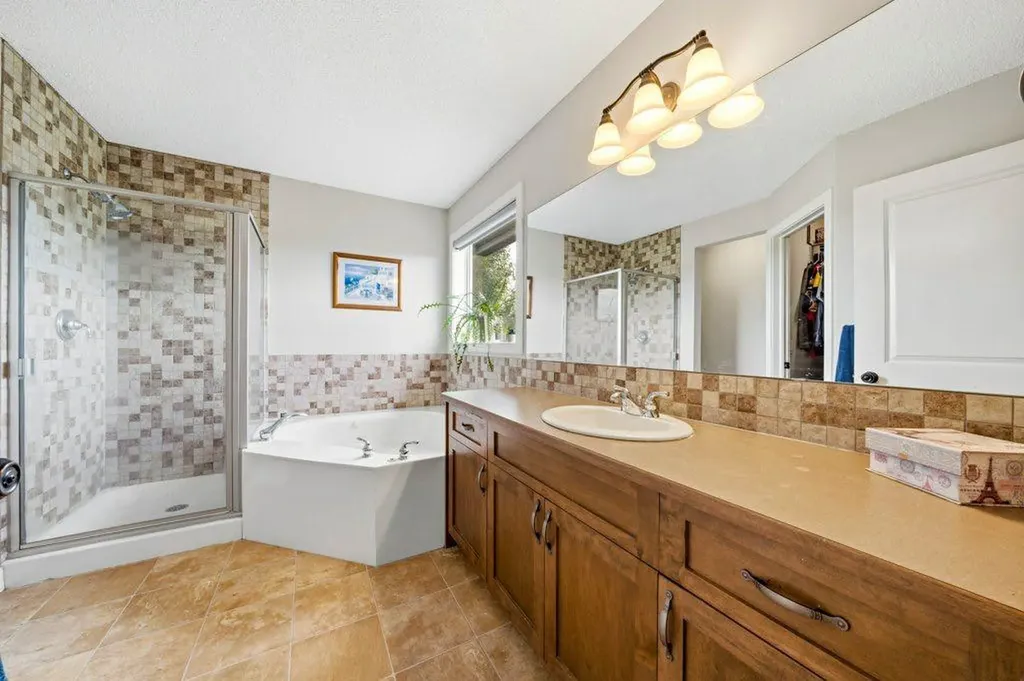 474 Tuscany Ravine Road NW Calgary AB T3L 3B2