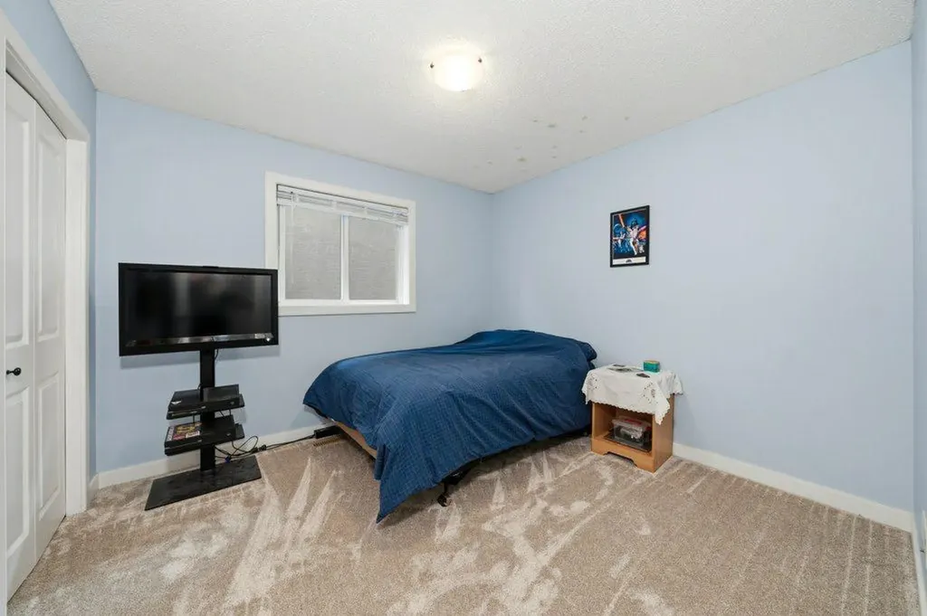 474 Tuscany Ravine Road NW Calgary AB T3L 3B2