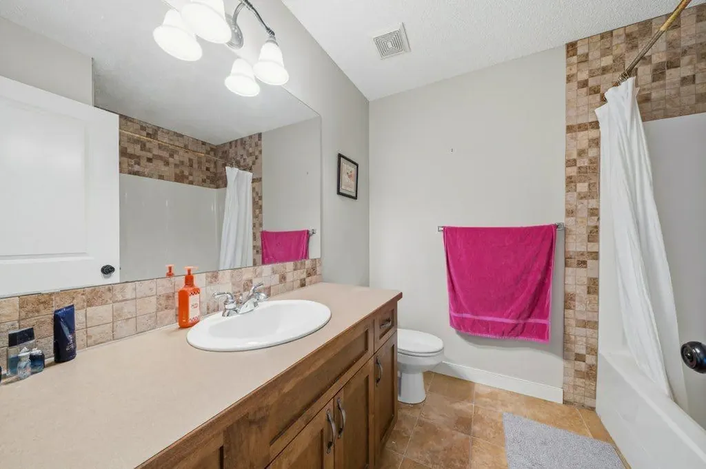 474 Tuscany Ravine Road NW Calgary AB T3L 3B2