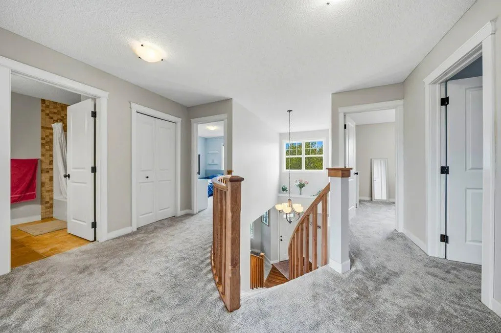 474 Tuscany Ravine Road NW Calgary AB T3L 3B2