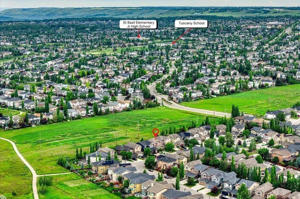 474 Tuscany Ravine Road NW Calgary AB T3L 3B2