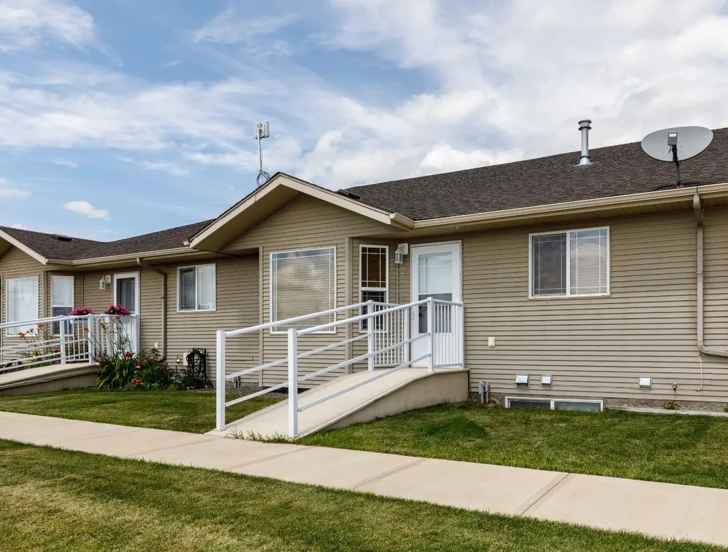 100 Legacy Lane Rimbey AB T0C 2J0