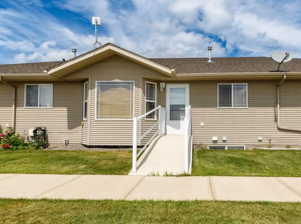 100 Legacy Lane Rimbey AB T0C 2J0