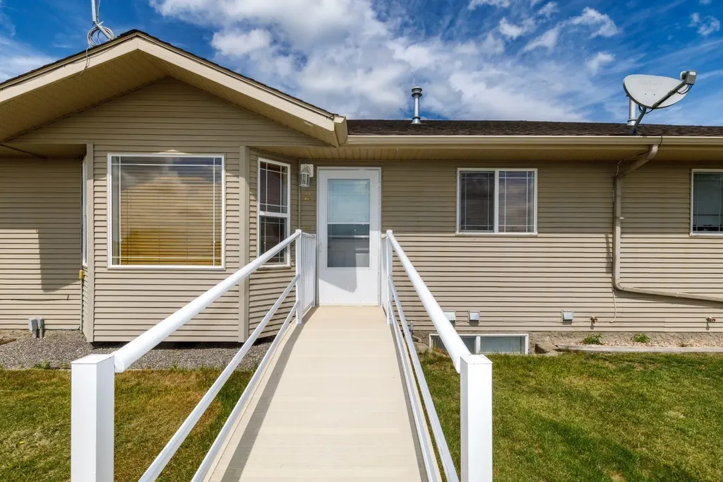 100 Legacy Lane Rimbey AB T0C 2J0
