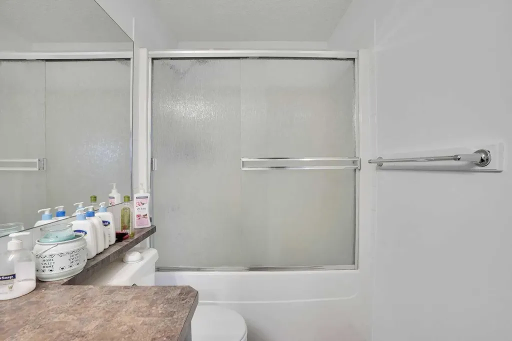 31 Skyview Shores Gardens NE Calgary AB T3N0C6
