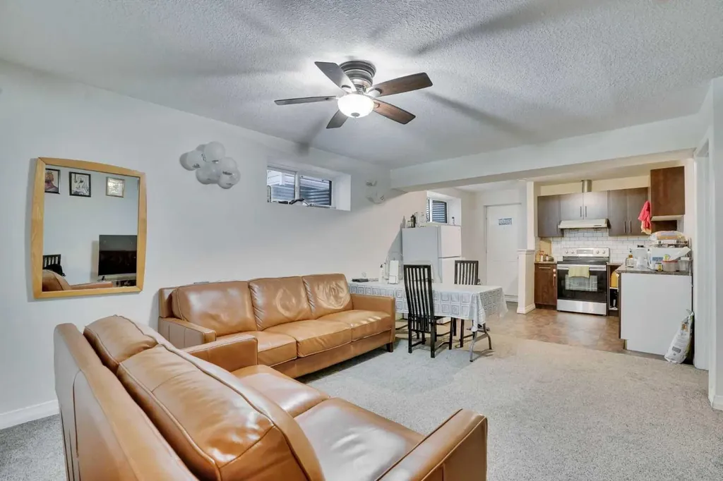31 Skyview Shores Gardens NE Calgary AB T3N0C6