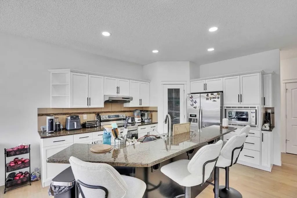 31 Skyview Shores Gardens NE Calgary AB T3N0C6