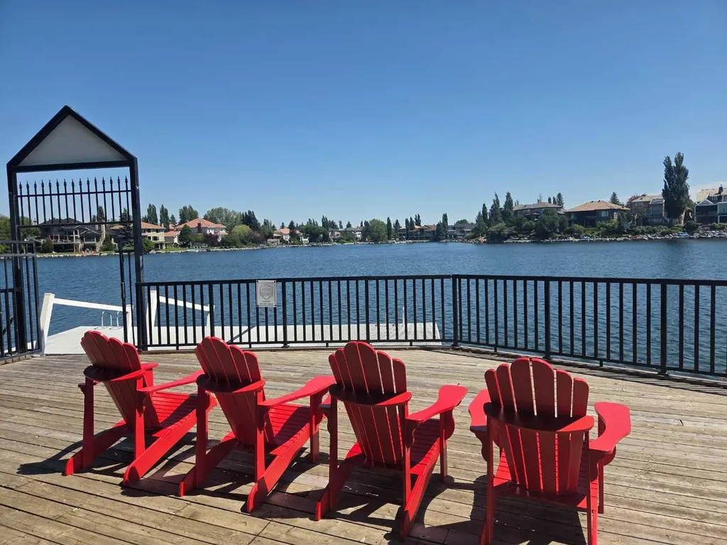 11 Mckenzie Lake View SE Calgary AB T2Z 2T6