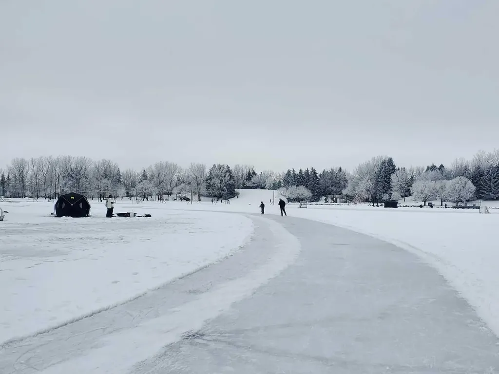 11 Mckenzie Lake View SE Calgary AB T2Z 2T6
