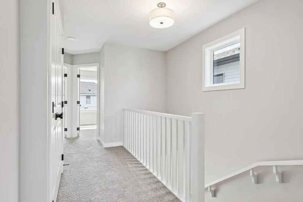 45 Silverton Glen Way SW Calgary AB T2X 5B9