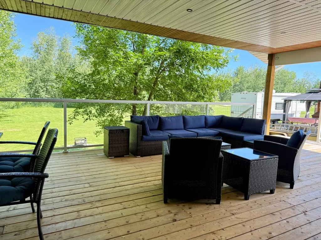 2010 Bayview Drive Lac Des Iles SK S0M 1A0