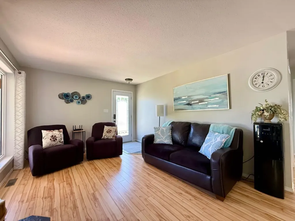 2010 Bayview Drive Lac Des Iles SK S0M 1A0